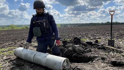 Bomb disposal in Ukraine: ‘It will take years to clear’