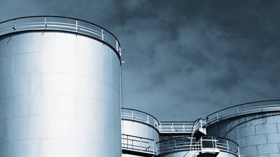Government stalls liquid natural gas developments