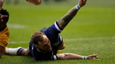Scotland cut loose to punish 14-man Australia
