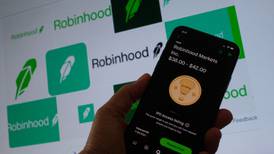 Robinhood prices IPO at bottom of indicated range