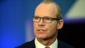 Yes campaign needs to win middle ground – Tánaiste