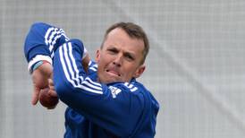 Ian Bell and Graeme Swann  named in England  squad for  second Test against New Zealand