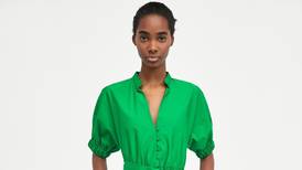 A kelly green Zara dress to dye for. (And it's got pockets)