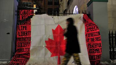 Covid-19 protests threaten border trade between Canada and US