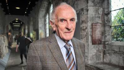 Historian and former senator John A Murphy dies aged 95