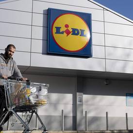 Food inflation presents fresh opportunity for Aldi and Lidl to take bigger bite of Irish market