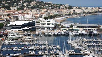 Jewels worth €40m stolen in audacious Cannes heist