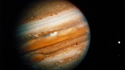 Solar giants Jupiter and Saturn are dominating the night skies in July