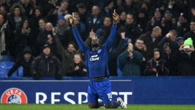 Everton take slender first leg lead over Dynamo Kiev