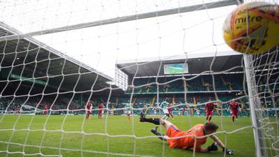 Marvin Compper makes belated Celtic debut in Cup win
