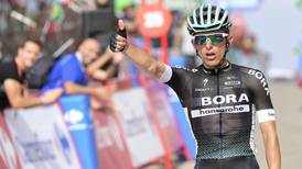 Nibali nibbles into Froome’s lead at Vuelta a Espana