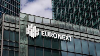European shares rise as mining and oil stocks lead gains