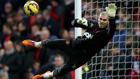 Middlesbrough confident of signing Victor Valdés