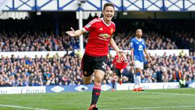 Manchester United bounce back with a bang against Everton