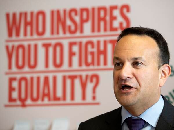 Living Wage will be introduced over a number of years to avoid job losses or cut hours  - Varadkar